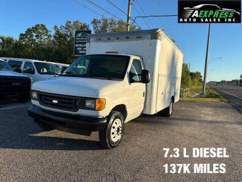 2003 Ford E-Series for sale at A EXPRESS AUTO SALES INC in Tarpon Springs FL