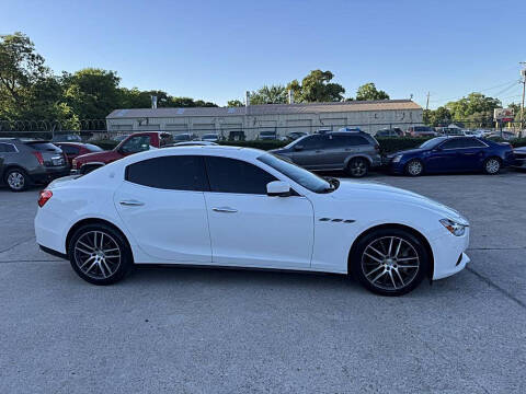 2016 Maserati Ghibli