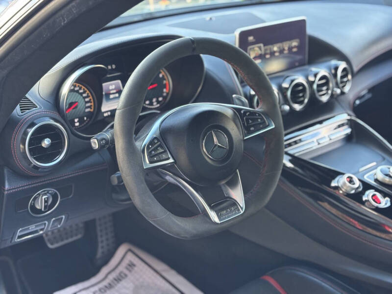 2016 Mercedes-Benz AMG GT S