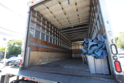 2015 Freightliner M2 106