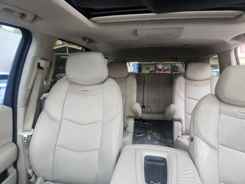 2015 Cadillac Escalade Luxury