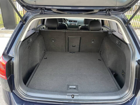 2016 Volkswagen Golf SportWagen TSI SE