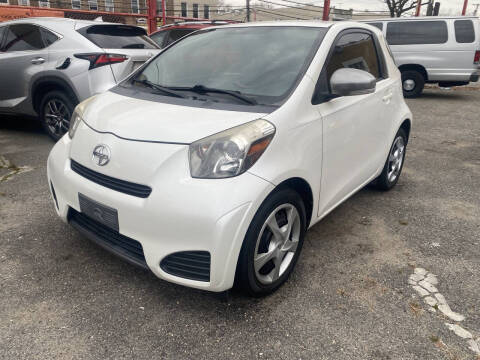 2014 Scion iQ