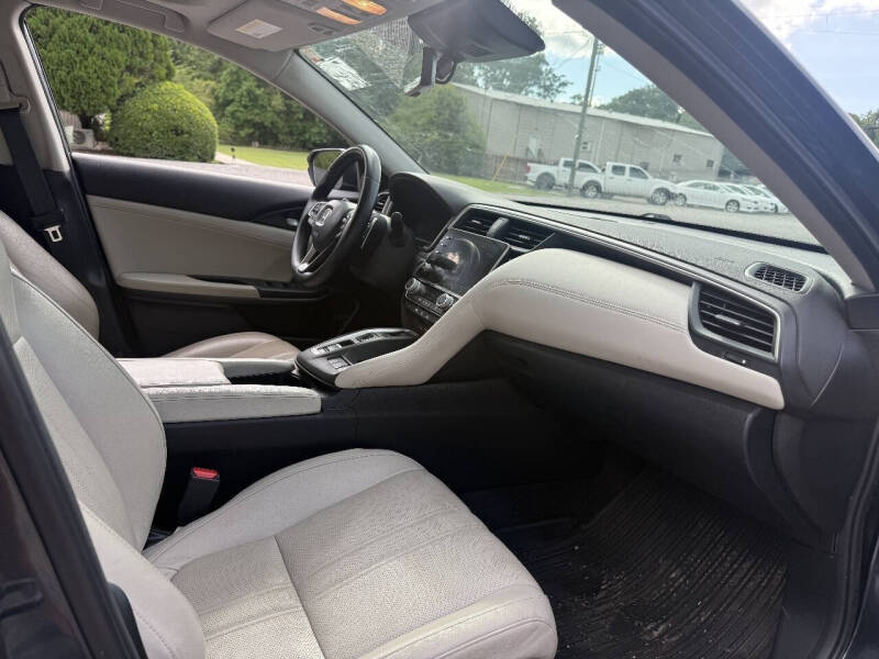 2019 Honda Insight Touring