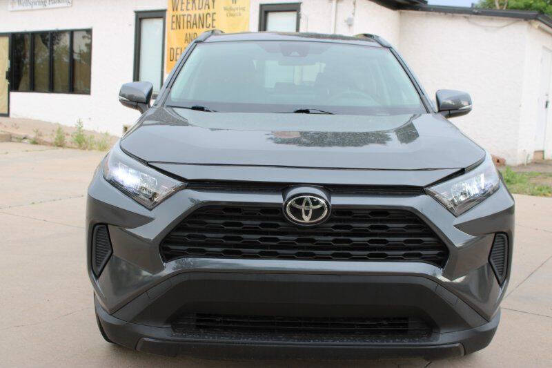 2021 Toyota RAV4 LE