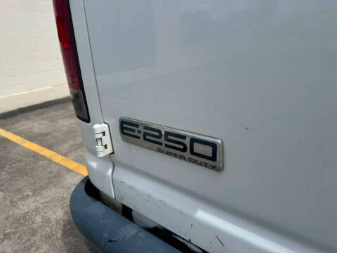 2009 Ford E-Series E-250