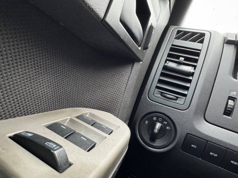 2009 Ford Escape XLT