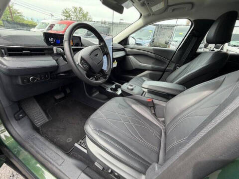 2024 Ford Mustang Mach-E Select