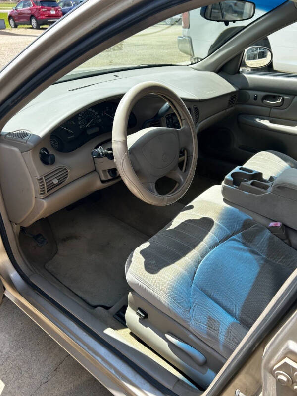 Used 2002 Buick Century Custom with VIN 2G4WS52J221239656 for sale in Tyndall, SD