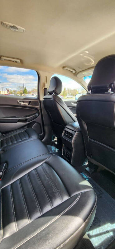 2019 Ford Edge SEL