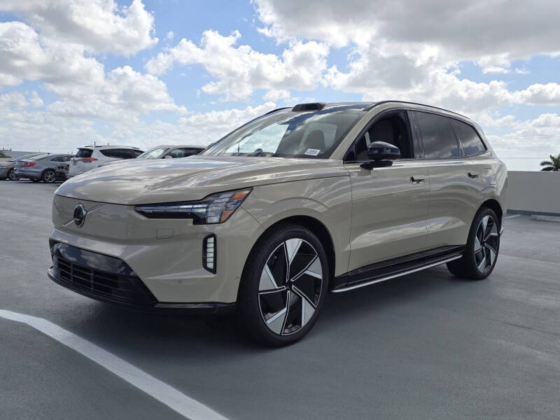 2025 Volvo EX90 Twin Performance Ultra 6P