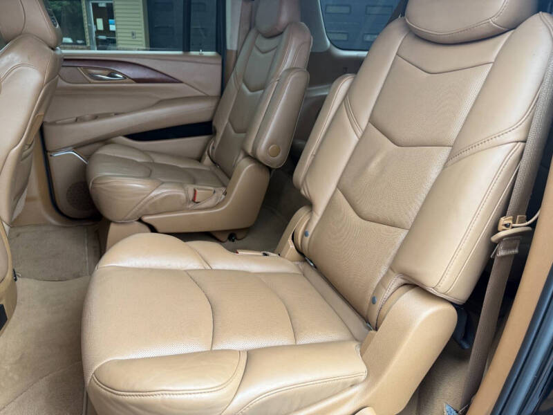 2016 Cadillac Escalade ESV Platinum