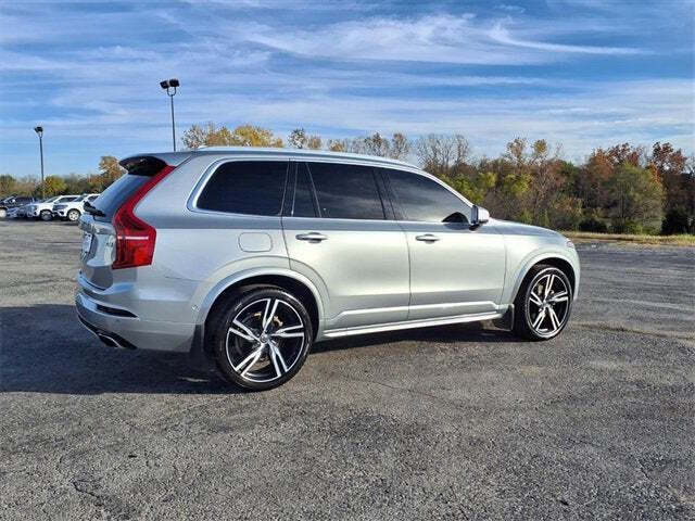 2019 Volvo XC90 T5 R-Design