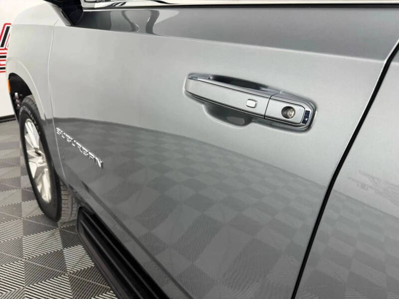 2024 Chevrolet Suburban Premier