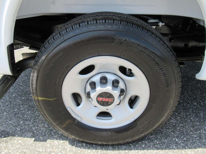 2026 GMC Savana 2500