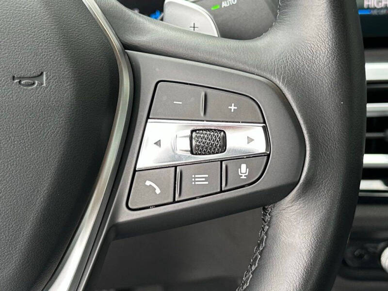 2023 BMW 3 Series 330i