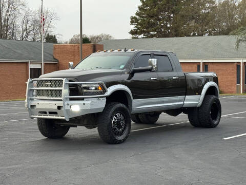 2014 RAM 3500 Laramie