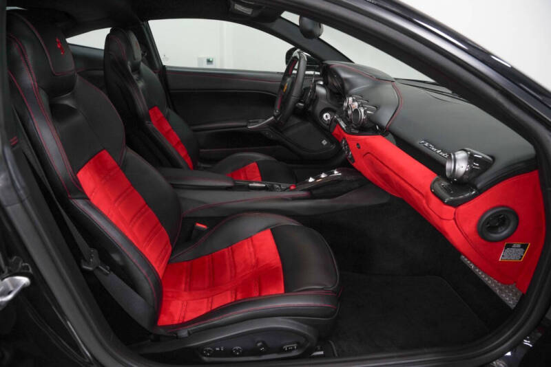 2016 Ferrari F12berlinetta