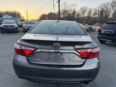 2017 Toyota Camry LE