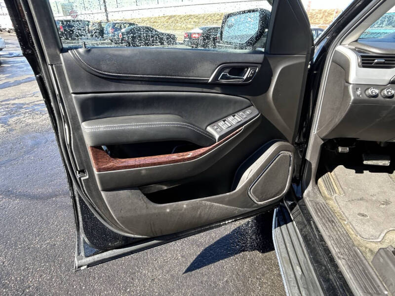 2017 GMC Yukon XL SLE
