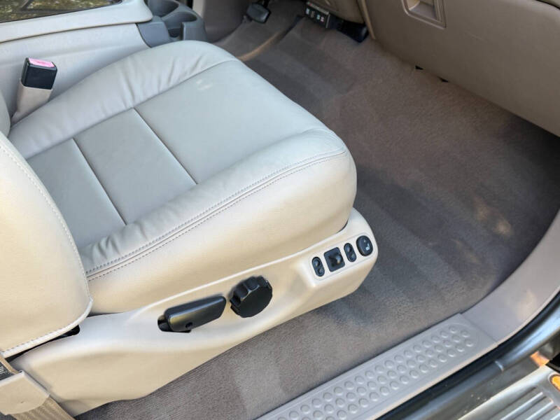 2003 Ford Excursion Limited