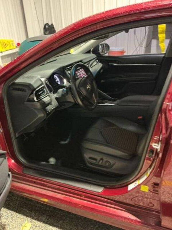 2018 Toyota Camry SE