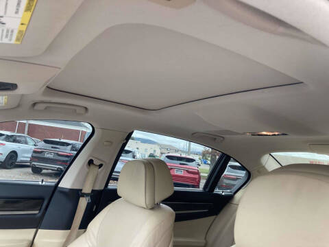 2013 BMW 7 Series 750Li