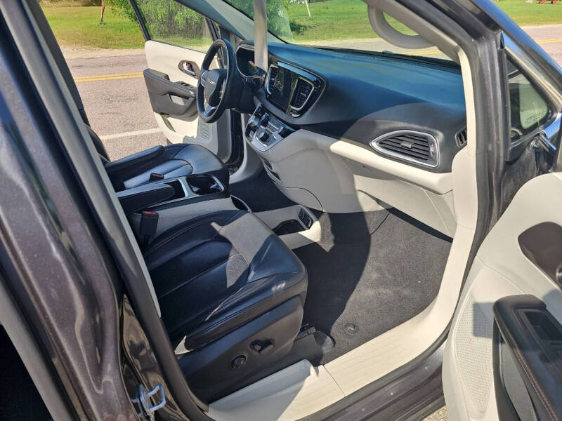 2018 Chrysler Pacifica Touring L Plus