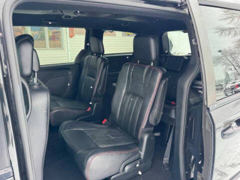 2016 Dodge Grand Caravan R/T