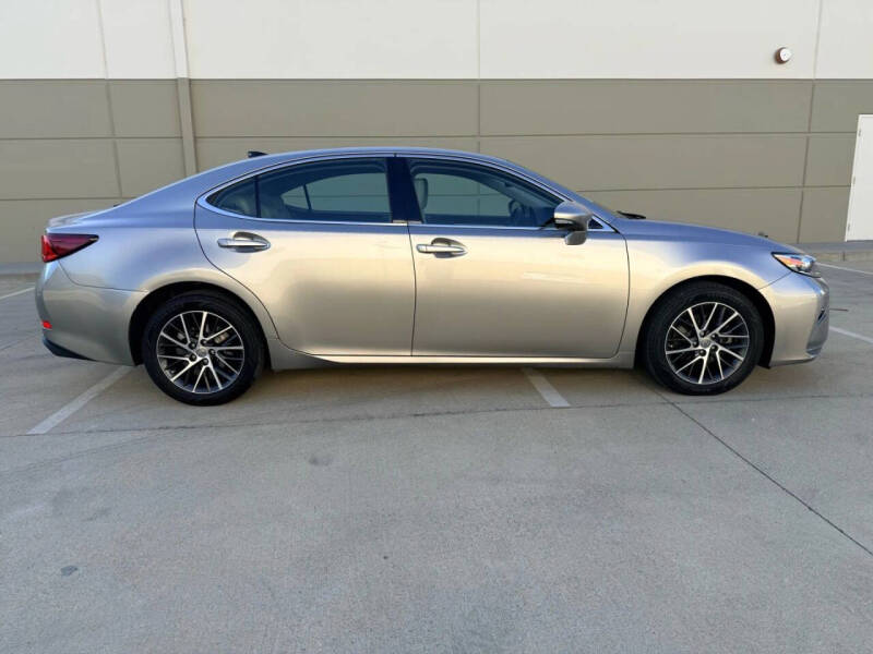 2017 Lexus ES 350