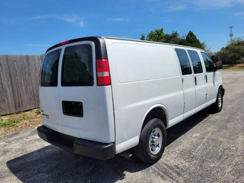 2011 Chevrolet Express 3500