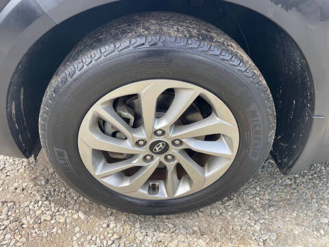 2016 Hyundai Tucson SE