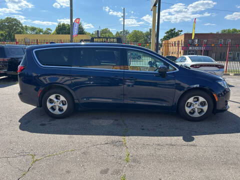 2017 Chrysler Pacifica LX