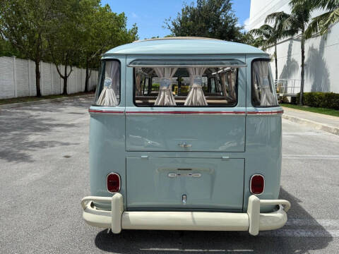 1972 Volkswagen Bus