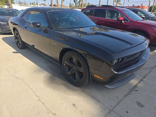 2014 Dodge Challenger SXT