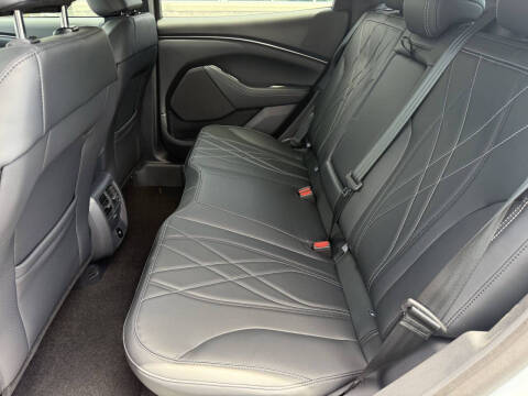 2025 Ford Mustang Mach-E Select