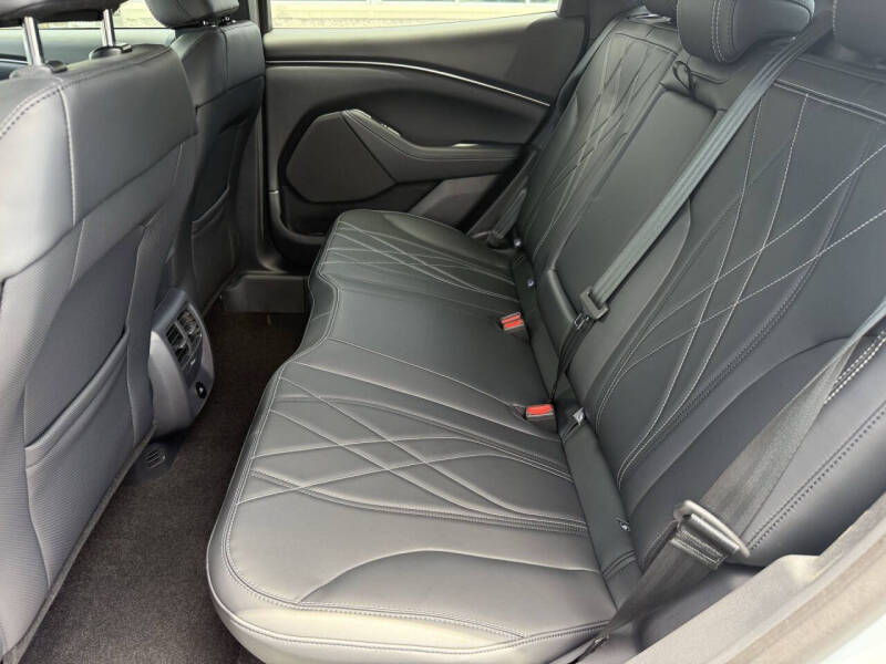 2025 Ford Mustang Mach-E Select