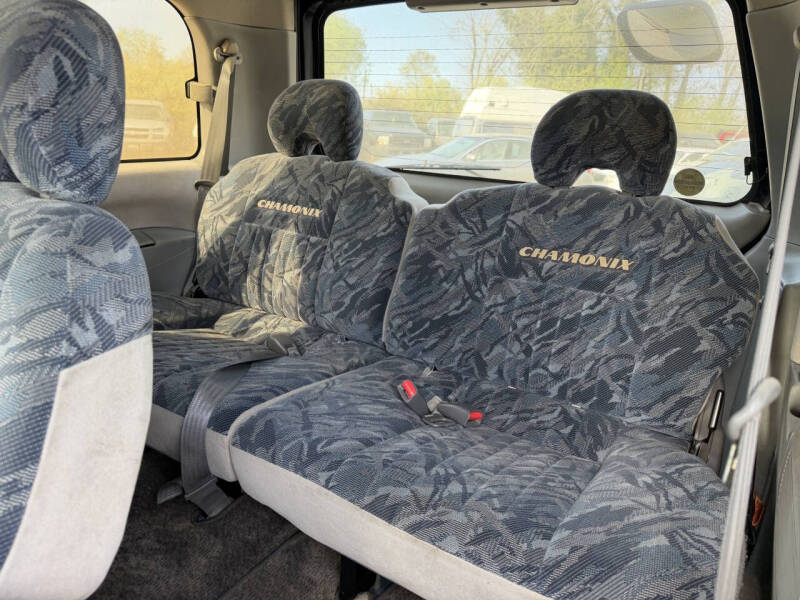 1996 Mitsubishi Delica