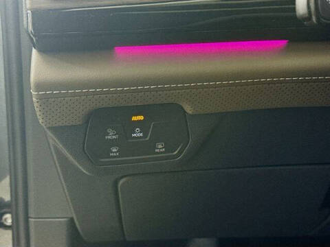 2024 Volkswagen Atlas SEL 4Motion