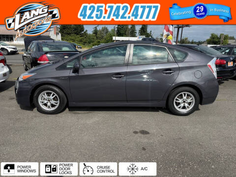 2010 Toyota Prius III