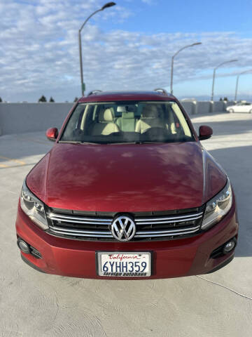 2012 Volkswagen Tiguan SE 4Motion