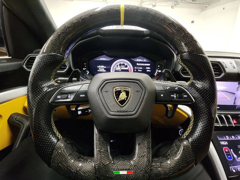 2019 Lamborghini Urus