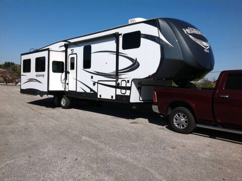 2018 Salem Hemisphere 5th Wheel 337 BAR for sale at Vernon Auto and Camper Sales in York PA
