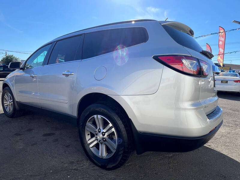 2016 Chevrolet Traverse LT