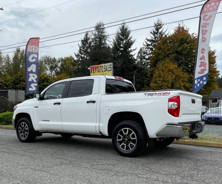 2018 Toyota Tundra SR5