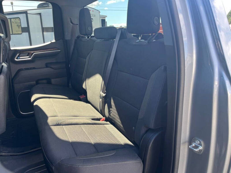 2023 GMC Sierra 1500 SLE