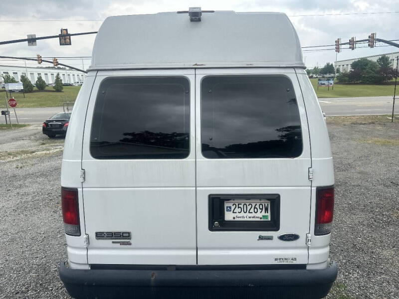 2012 Ford E-Series
