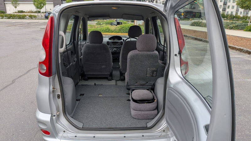2000 Toyota Funcargo Yaris