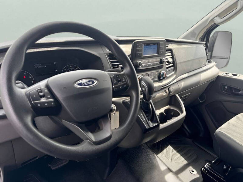 2025 Ford Transit