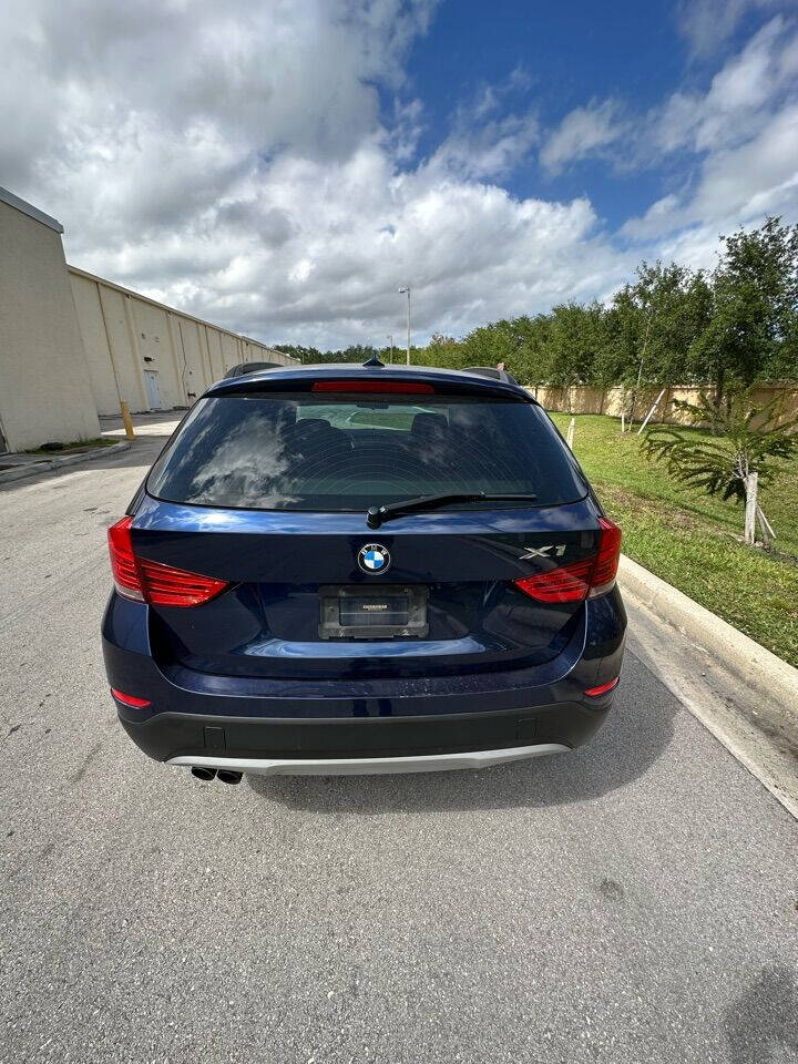 2015 BMW X1  - $10,999